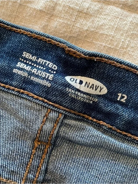 Old Navy Dark Blue Rolled-Hem Denim Shorts - Picture 2 of 4